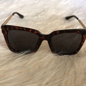 New Bella sunglasses by Diff Eyewear in Tortoise